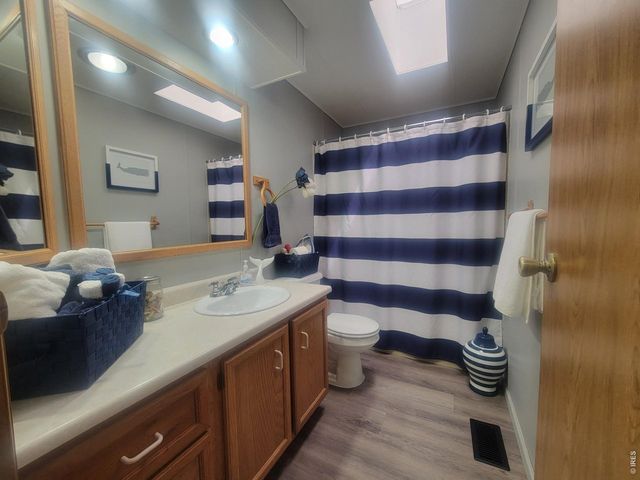 2200 37th St 102, Evans, CO 80620