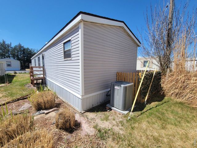 2200 37th St 102, Evans, CO 80620