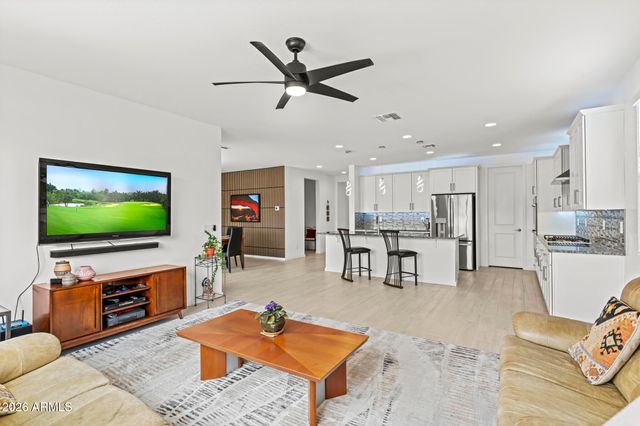 8518 N 186TH Lane, Waddell, AZ 85355