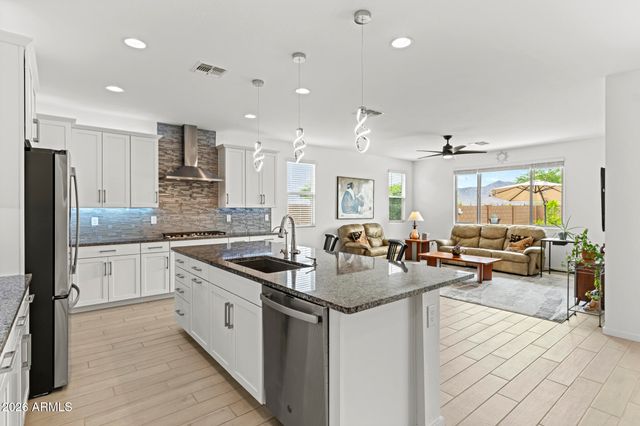 8518 N 186TH Lane, Waddell, AZ 85355
