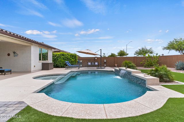 8518 N 186TH Lane, Waddell, AZ 85355
