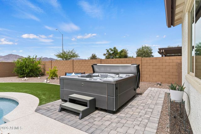 8518 N 186TH Lane, Waddell, AZ 85355