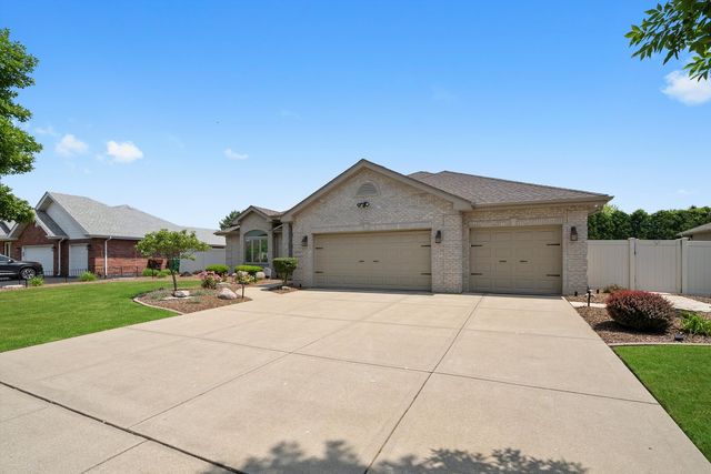 8707 BLACK OAK Avenue, Tinley Park, IL 60487