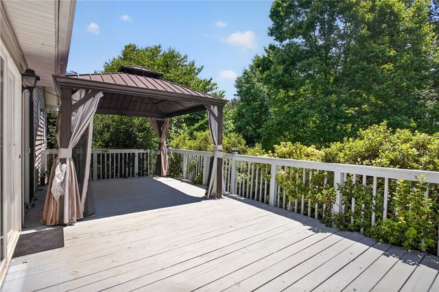 103 Dorsey Lane, Walhalla, SC 29691