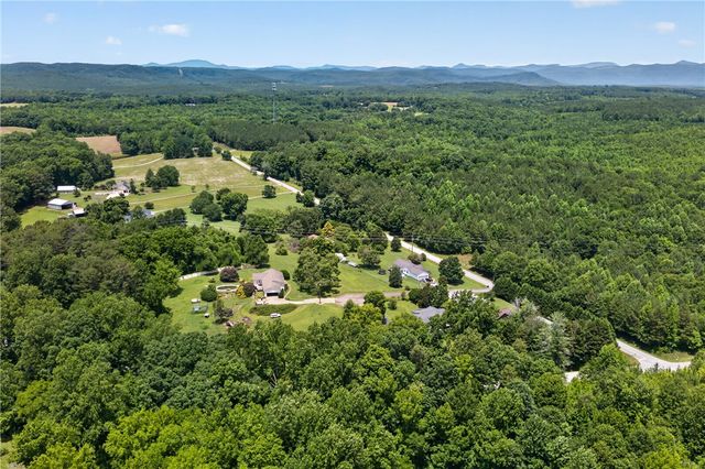 103 Dorsey Lane, Walhalla, SC 29691