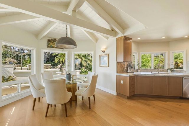 2140 Janis Way, Carlsbad, CA 92008