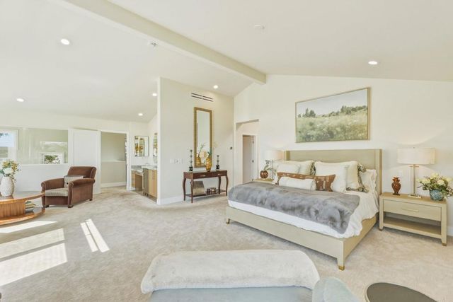 2140 Janis Way, Carlsbad, CA 92008