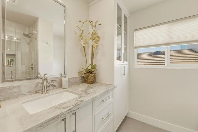 2140 Janis Way, Carlsbad, CA 92008