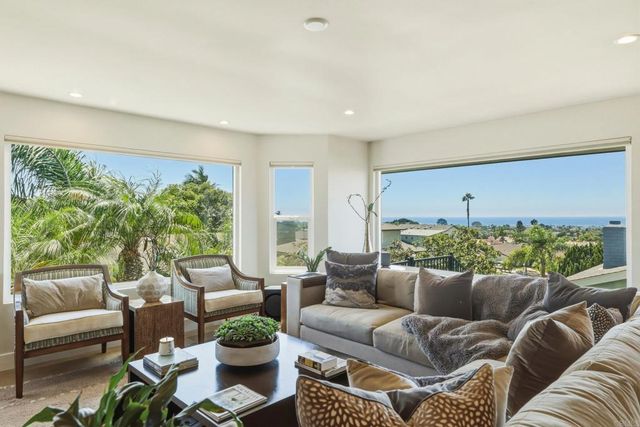 2140 Janis Way, Carlsbad, CA 92008