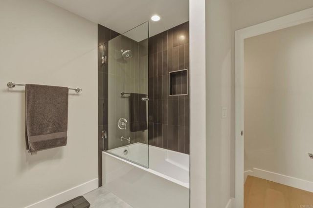 2140 Janis Way, Carlsbad, CA 92008