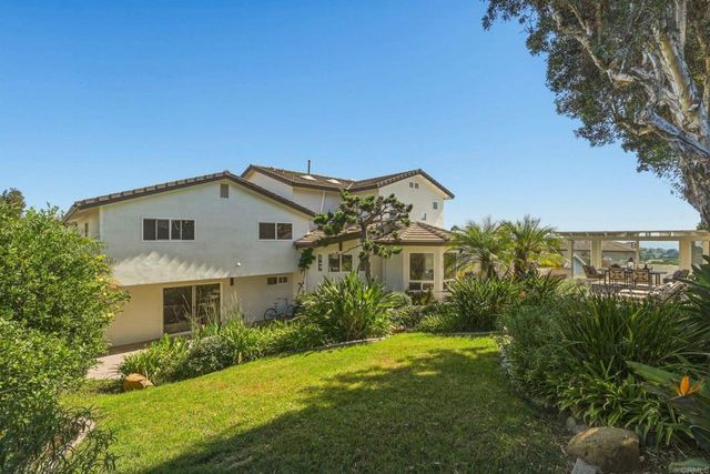 2140 Janis Way, Carlsbad, CA 92008