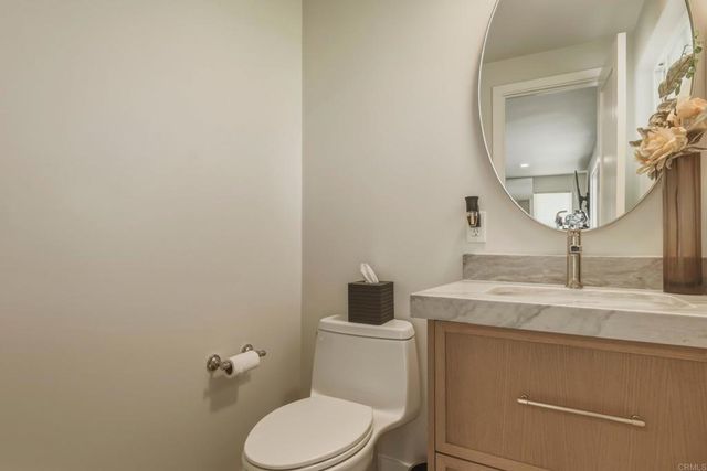 2140 Janis Way, Carlsbad, CA 92008