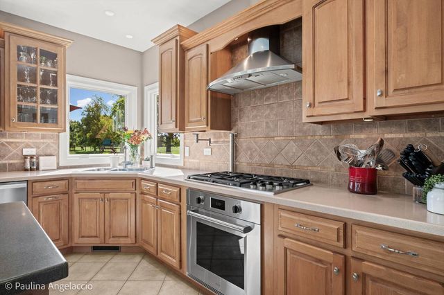 2307 Red Oak Lane, Johnsburg, IL 60051