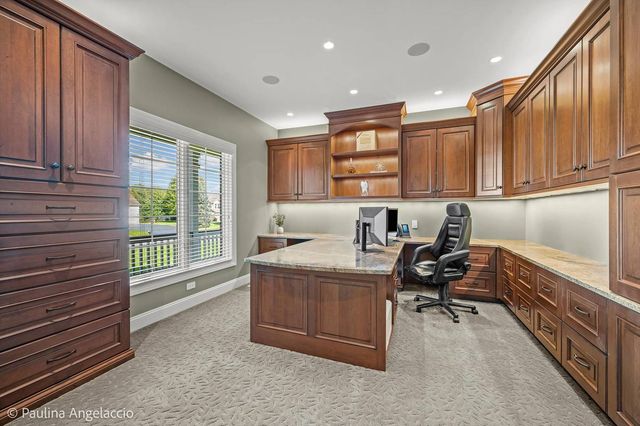 2307 Red Oak Lane, Johnsburg, IL 60051