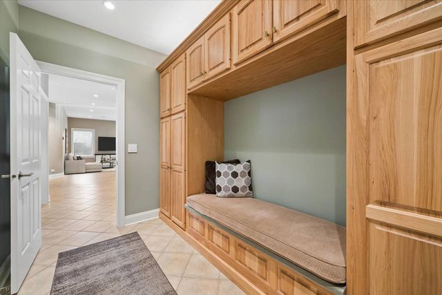 2307 Red Oak Lane, Johnsburg, IL 60051