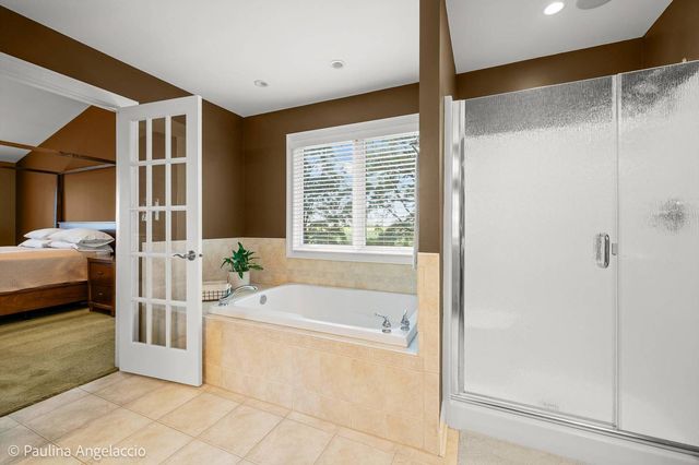 2307 Red Oak Lane, Johnsburg, IL 60051