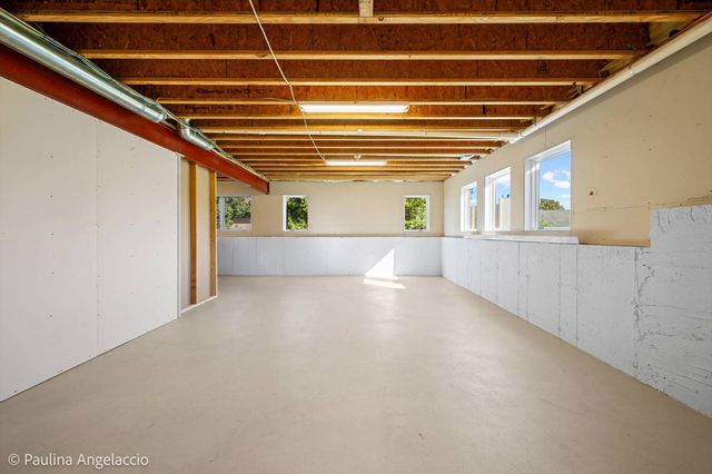 2307 Red Oak Lane, Johnsburg, IL 60051