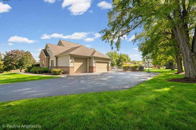 2307 Red Oak Lane, Johnsburg, IL 60051