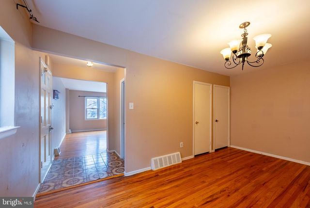 7218 VALLEY AVE, Philadelphia, PA 19128