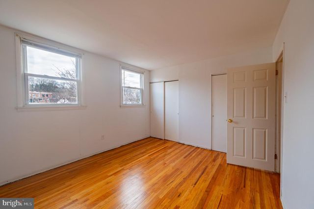 7218 VALLEY AVE, Philadelphia, PA 19128