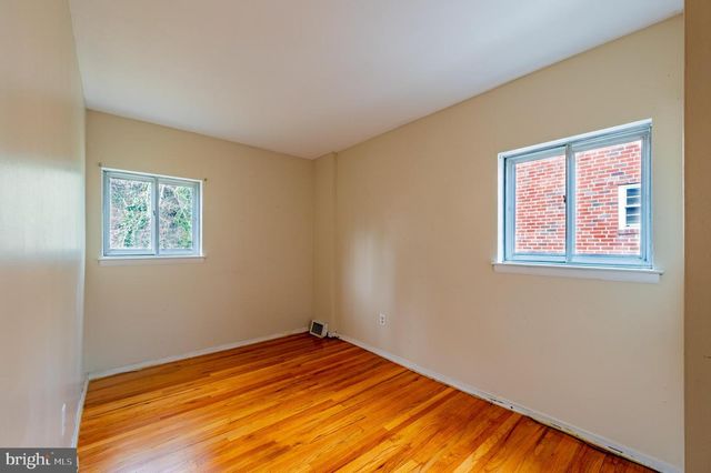 7218 VALLEY AVE, Philadelphia, PA 19128