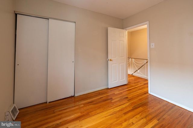 7218 VALLEY AVE, Philadelphia, PA 19128