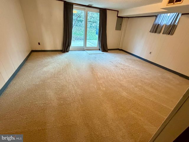 7218 VALLEY AVE, Philadelphia, PA 19128