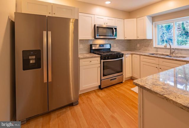 7218 VALLEY AVE, Philadelphia, PA 19128