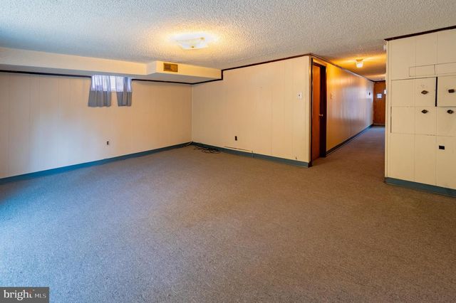 7218 VALLEY AVE, Philadelphia, PA 19128