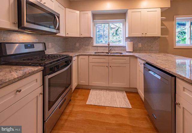 7218 VALLEY AVE, Philadelphia, PA 19128