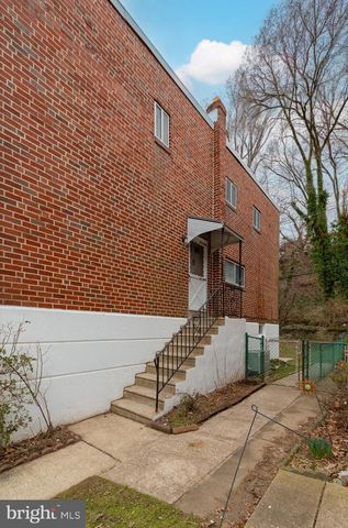 7218 VALLEY AVE, Philadelphia, PA 19128