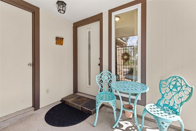 3338 Beech Point Drive, Houston, TX 77345