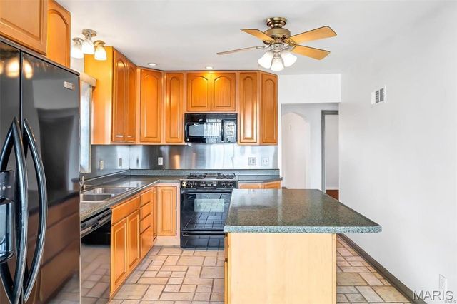 6304 Bradley Avenue, St Louis, MO 63139