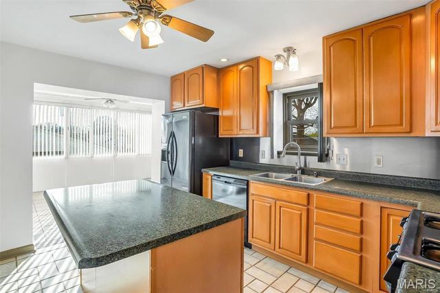 6304 Bradley Avenue, St Louis, MO 63139