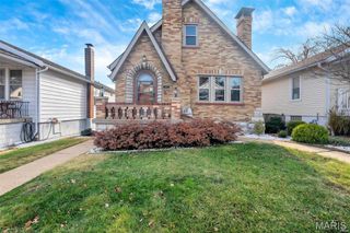 6304 Bradley Avenue, St Louis, MO 63139