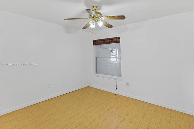 12961 SW 50th Ln, Miami, FL 33175