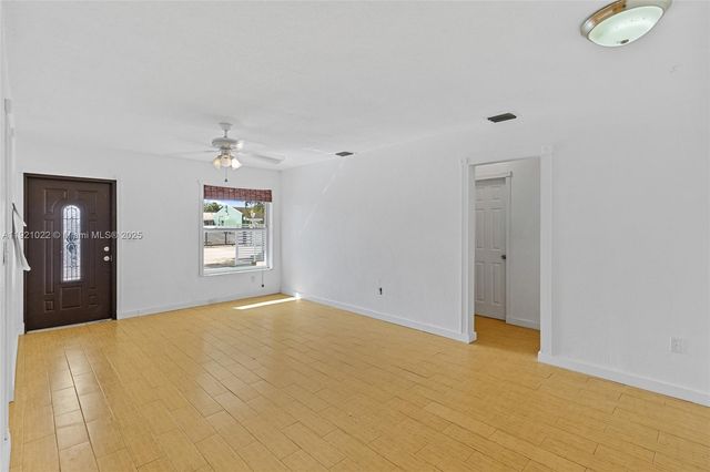 12961 SW 50th Ln, Miami, FL 33175