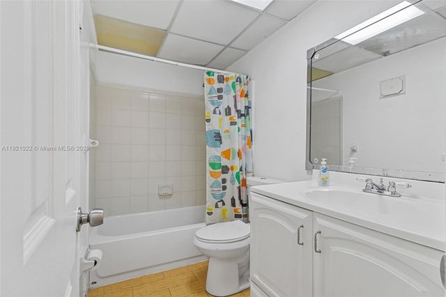 12961 SW 50th Ln, Miami, FL 33175