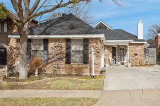 2941 Eagles Nest Drive, Bedford, TX 76021