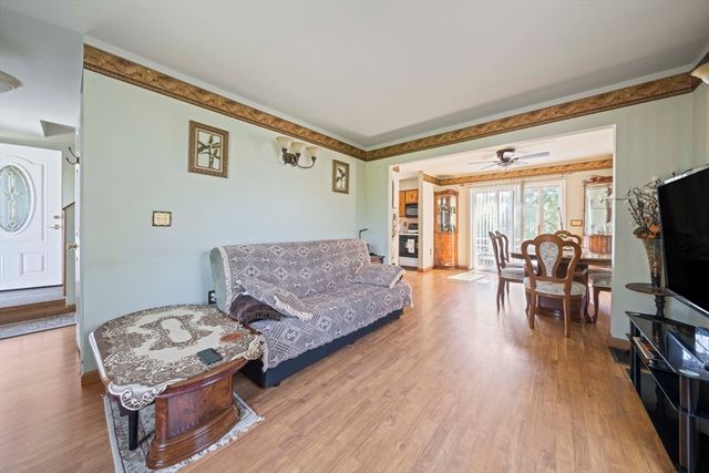 85 Edinboro Rd 2, Quincy, MA 02169