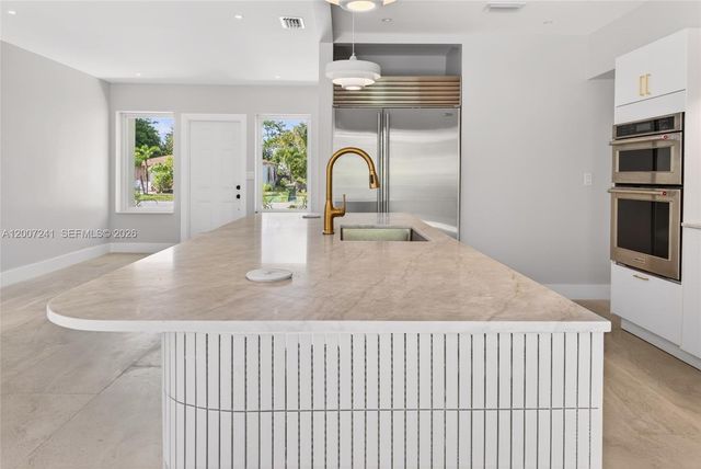 1250 NE 133rd St, North Miami, FL 33161