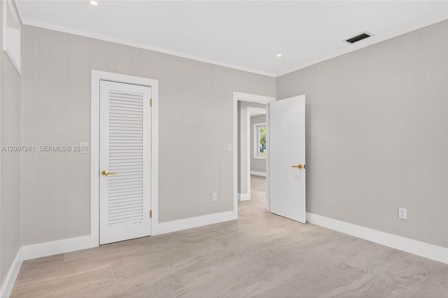 1250 NE 133rd St, North Miami, FL 33161