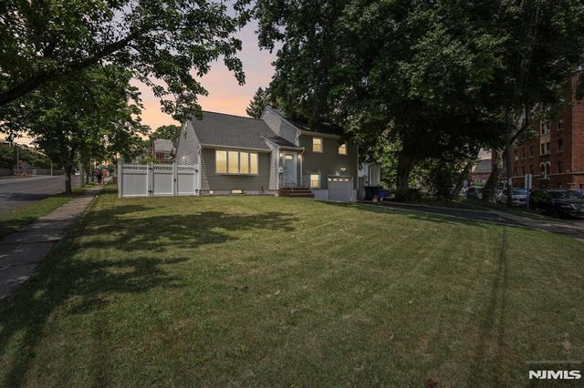 1 Franklin Place, Hackensack, NJ 07601