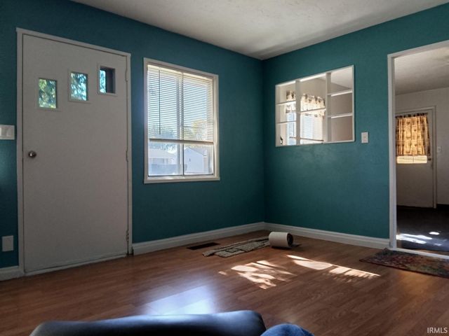 654 N Crescent Drive, Frankfort, IN 46041