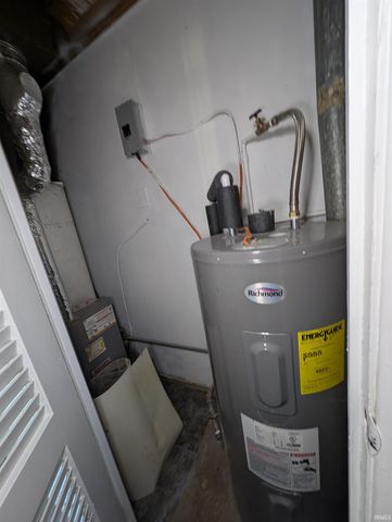 654 N Crescent Drive, Frankfort, IN 46041