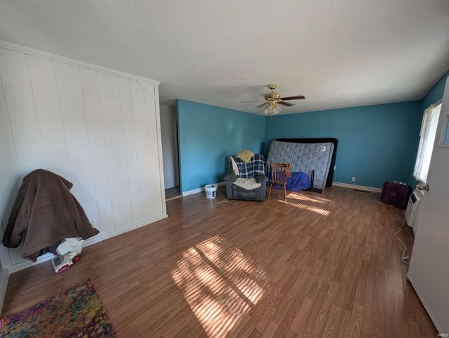 654 N Crescent Drive, Frankfort, IN 46041