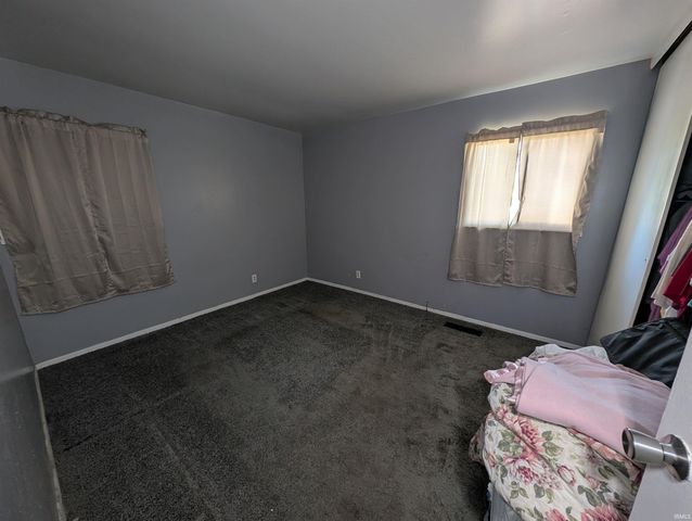 654 N Crescent Drive, Frankfort, IN 46041