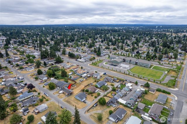1208 111th Street S, Tacoma, WA 98444