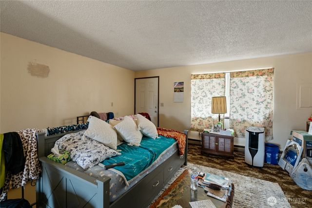 1208 111th Street S, Tacoma, WA 98444