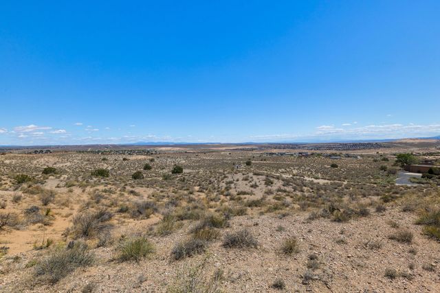 803 Acebo Road NE, Rio Rancho, NM 87124